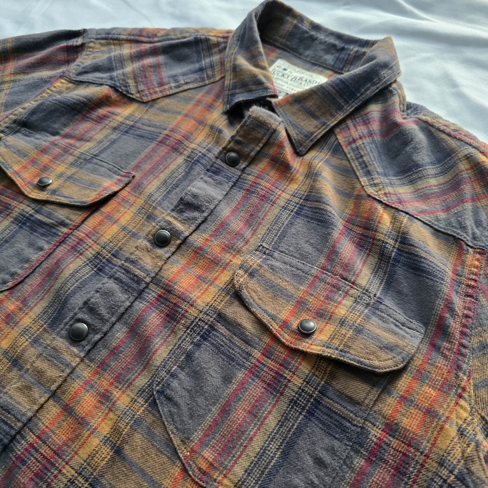 Lucky Brand Men’s Plaid Flannel Shirt Size Small